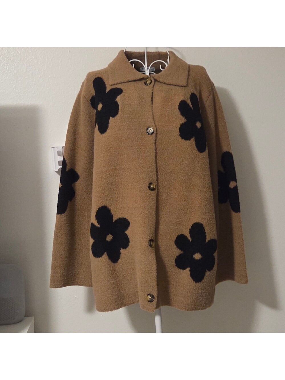 Theo & Spence Women's Medium Brown Floral Button-Up Wool Blend Cardigan